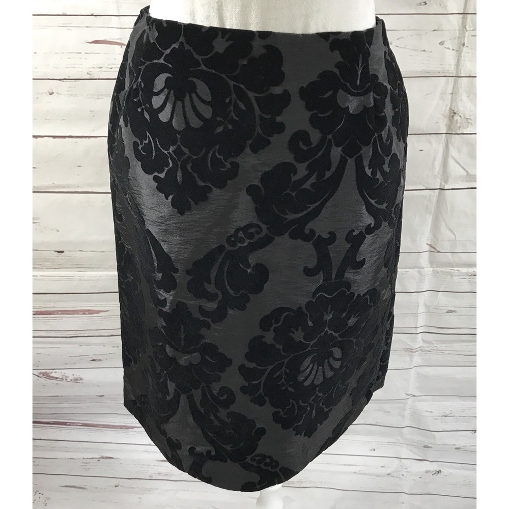 Melly M Skirt Women's Size 10 Pencil Black Velvet Floral USA Made